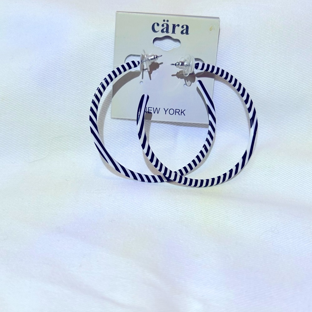 Caraa Black and White Striped Hoop Earrings